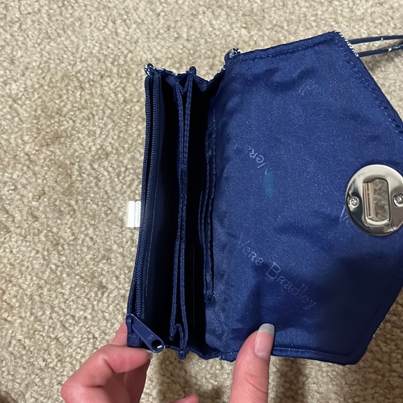 Vera Bradley Wristlet Turtle Pattern Blue - Picture 3 of 3
